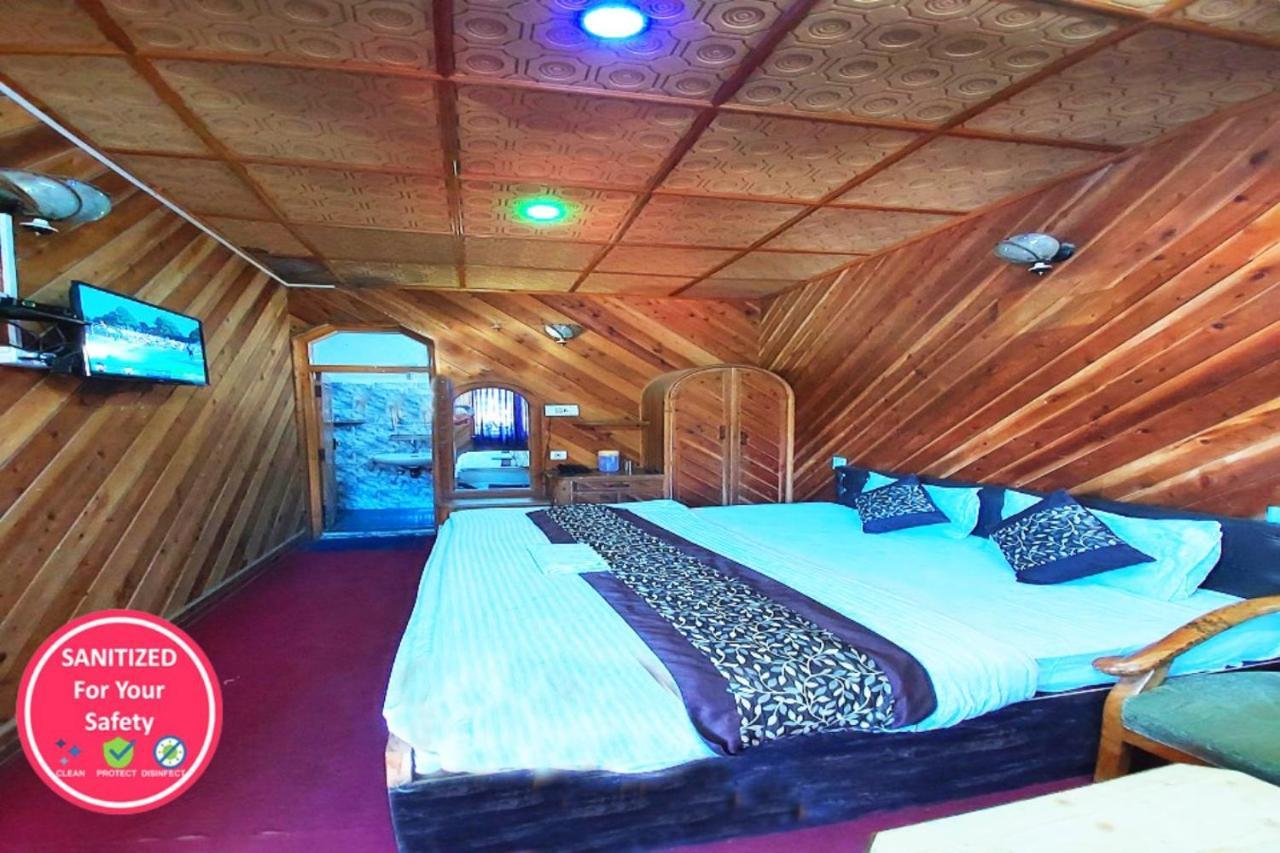 Goroomgo Luxury Stay Mall Road נייניטל מראה חיצוני תמונה