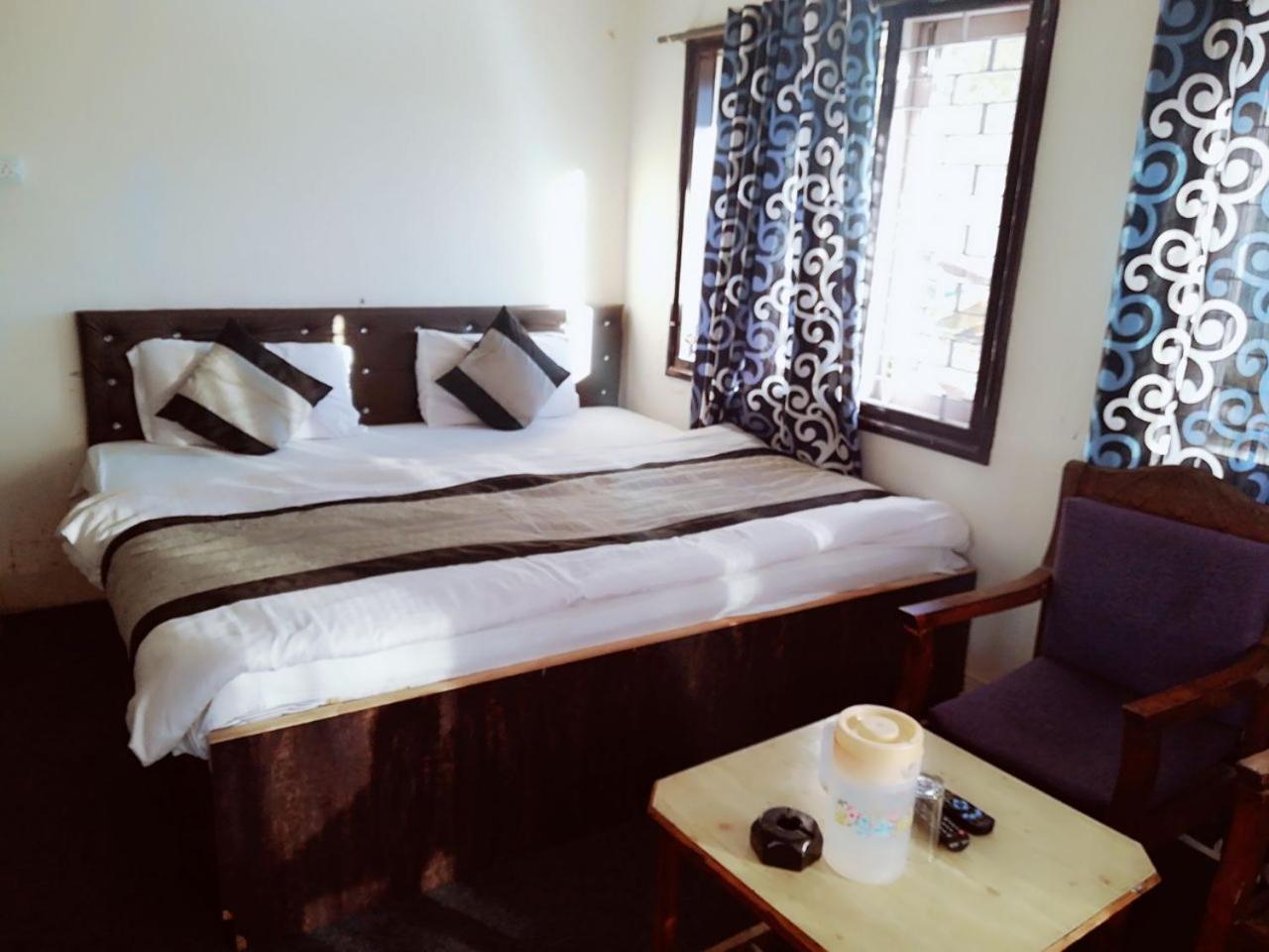 Goroomgo Luxury Stay Mall Road נייניטל מראה חיצוני תמונה