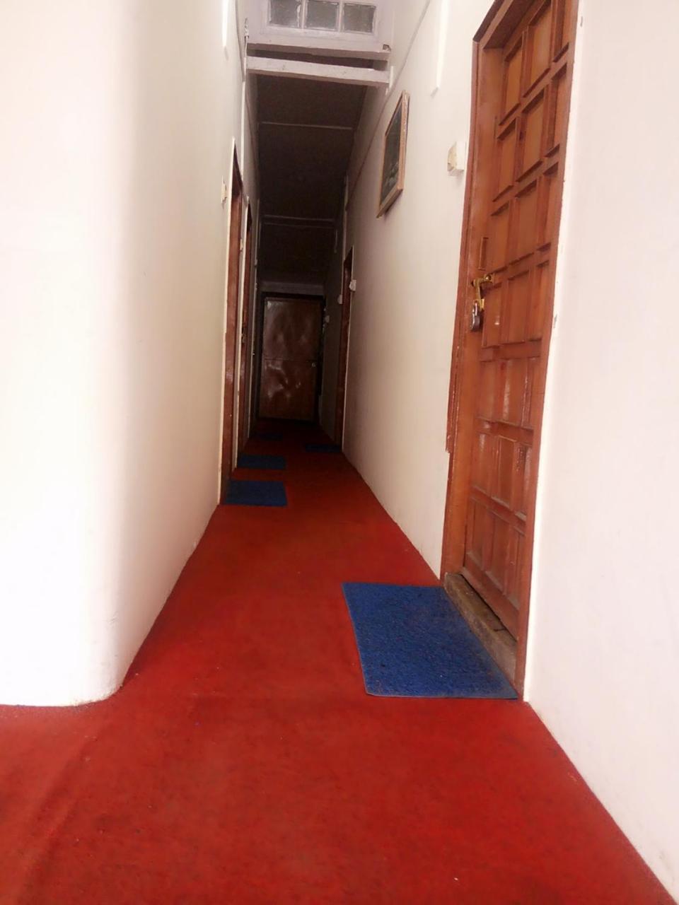 Goroomgo Luxury Stay Mall Road נייניטל מראה חיצוני תמונה